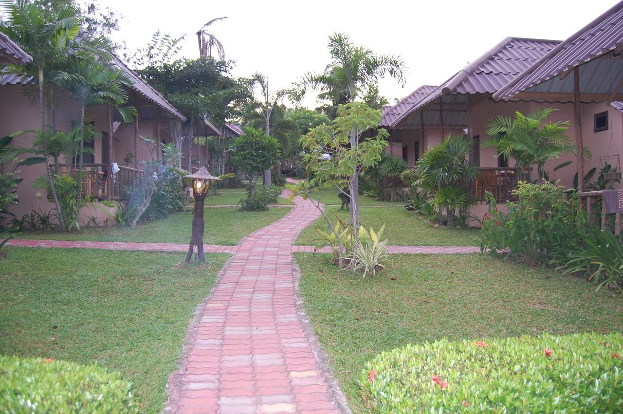 Bee Nat Garden Tempat peranginan Pantai Bangrak